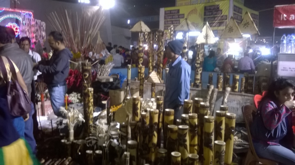Explore the simple but glamorous crafts of West Bengal at the Kolkata Handicrafts Fair, 2014